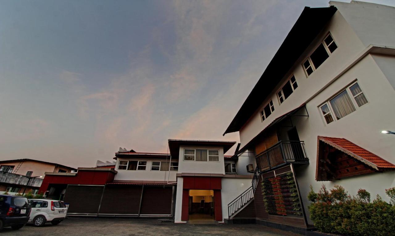 Treebo Prince Hotel Kottayam Exterior photo